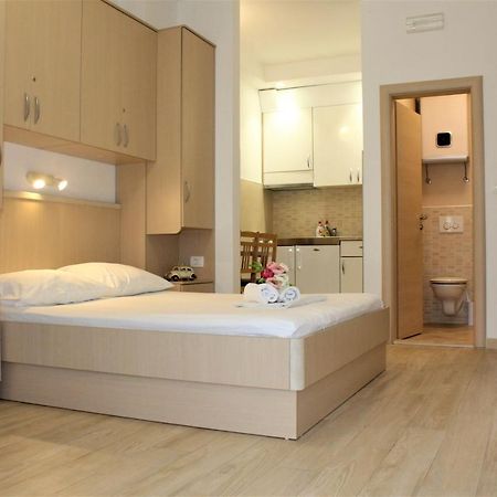 City Center Apartments Miro Makarska Buitenkant foto