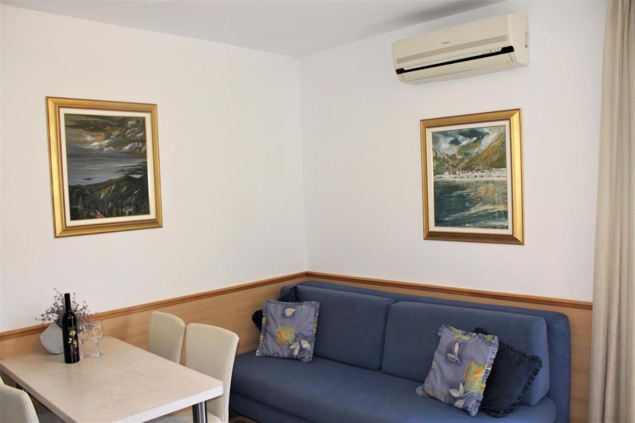 City Center Apartments Miro Makarska Buitenkant foto