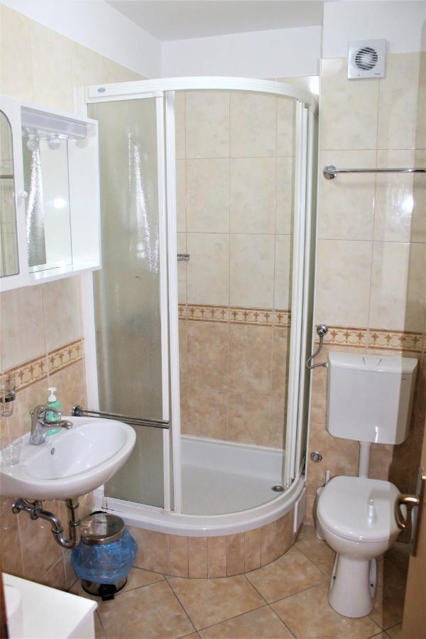 City Center Apartments Miro Makarska Buitenkant foto