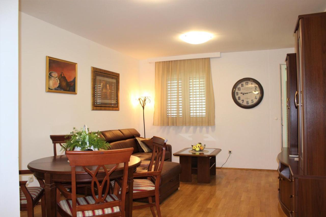 City Center Apartments Miro Makarska Buitenkant foto