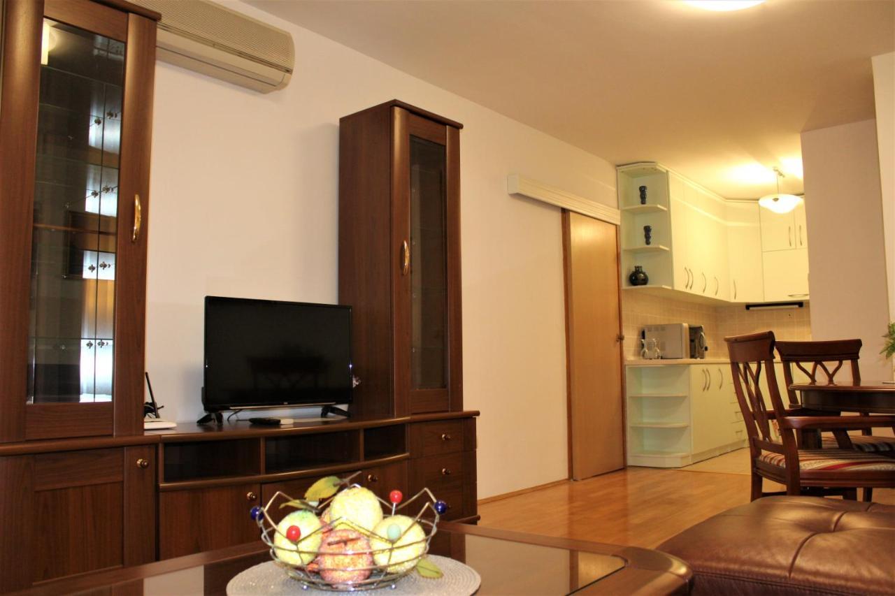 City Center Apartments Miro Makarska Buitenkant foto