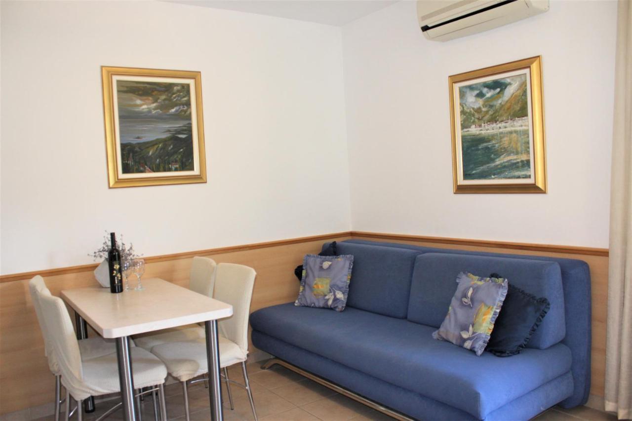 City Center Apartments Miro Makarska Buitenkant foto